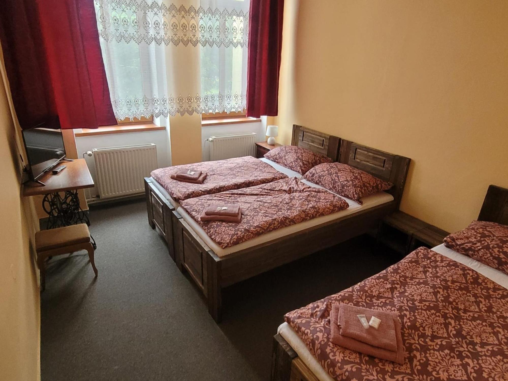 Hotel Max Simek Ostrava Bagian luar foto
