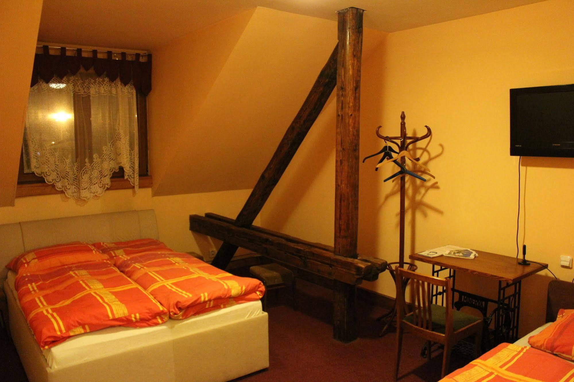 Hotel Max Simek Ostrava Bagian luar foto